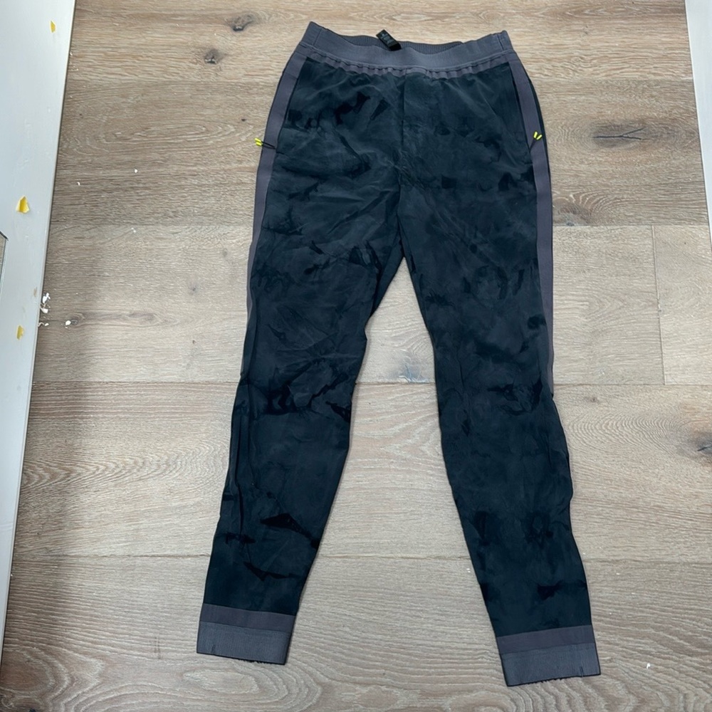 Lululemon Collaboration with Robert Geller - jogger XS